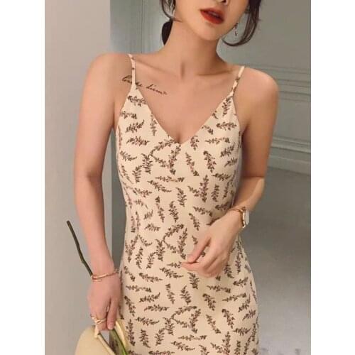 2021new plus size mm slim thin V-neck loose floral sling dress female summer retro lotus leaf long skirt autumn mid-length skirt