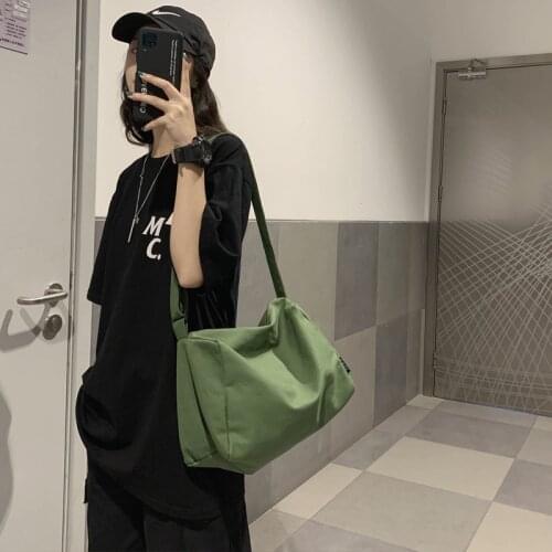 2021 Korean womens messenger bag ins student class bag Japanese large-capacity wild shoulder bag lazy canvas bag