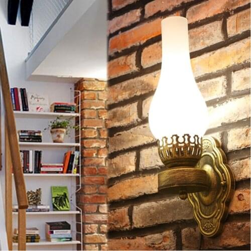 Vintage Style Barn Lantern Vintage Kerosene Oil Light Bedroom Wall Lamp For Balcony Hall Cafe Bar Club Coffee Shop