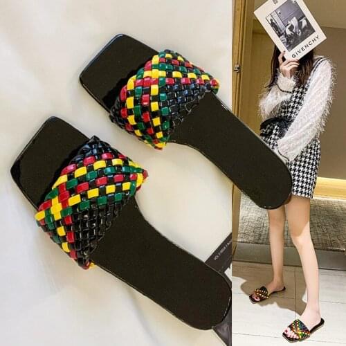 Large Size Foreign Trade Slippers Women 2021 New Color Woven Square Toe Flat-Bottomed Flat-Bottomed Flip Flops Large Size Sandal