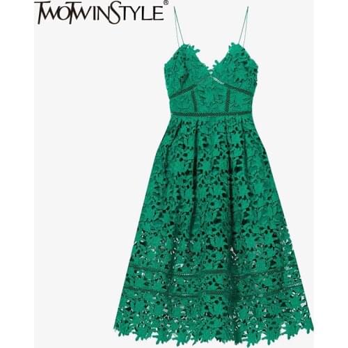 TWOTWINSTYLE Casual Green Lace Panel Summer Cami Dress Female V Neck Sleeveless High Waist Mini Dresses For Women 2021 Style New