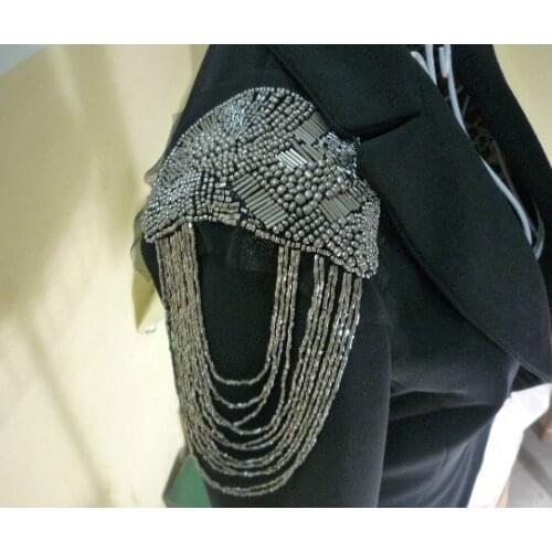 Retail & Wholesale 2pcs/pair Vintage Brand Punk Cool Tassel Gunblack Beaded Handmade Epaulet Badge Free Gift party decoration