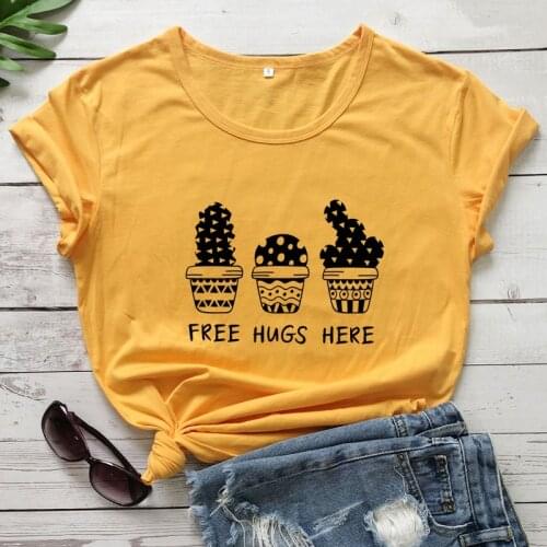Free Hugs Here 100% Cotton T-shirt Cute Cactus Gardening Tshirt Funny Women Social Distancing Top Tee Shirt