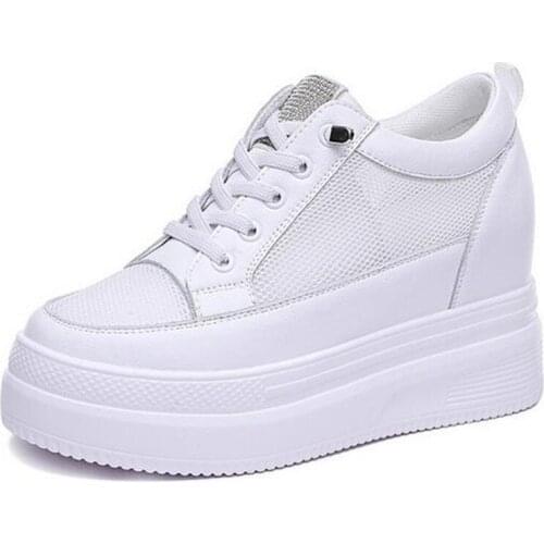 2021 Spring Summer White Sneakers Cowhide Mesh Sandals Platform Inner Increase Womens Sneakers Breathable Womens Single Shoes