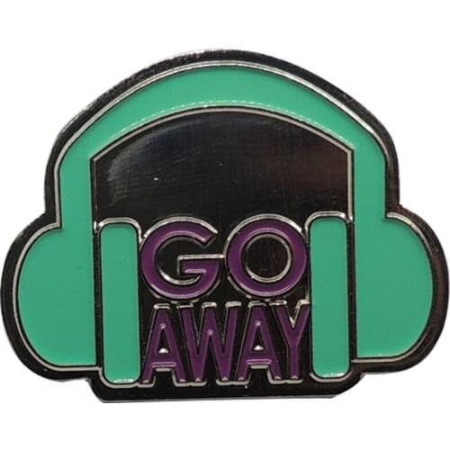 Die Casting Cheap Soft Enamel Metal Badges with Butterfly Clasp