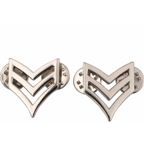 PAIR OF WW2 US ARMY SERGEANT FIRST CLASS PINBACK RANK INSIGNIA BADGE
