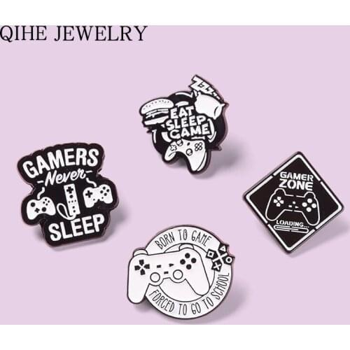 Gamer Gamepad Enamel Pins E-sports Players Brooches Cartoon Backpacks Clothes Lapel Pin Badge Jewelry Gift for Friends Wholesale
