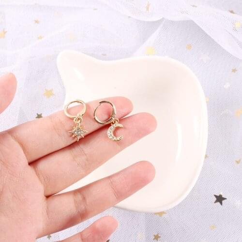 Womens Earrings Geometric Ladies Earrings Pendant Classic Asymmetrical Stars and Moon New Fashion Ladies Jewelry Accessories