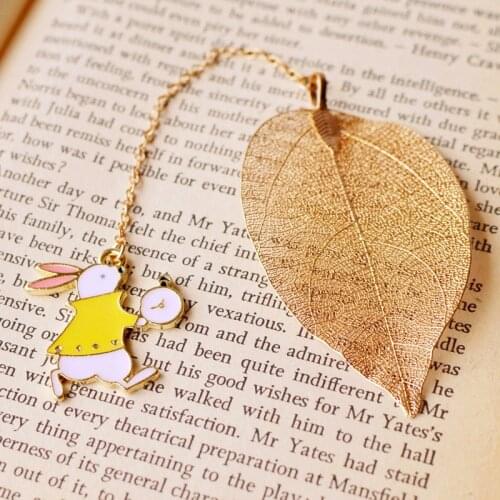 4 pcs/lot Cute Gold Color Leaf Metal Bookmark Reading Pages Books Mark Stationery School Supplies Gifts Free Shipping