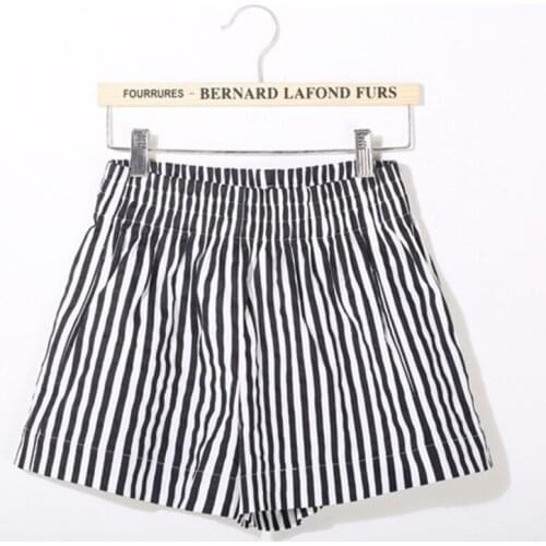 Summer Blended Cotton Striped Shorts Women Casual Fashion Wide Leg Shorts Plus Size Loose Leisure Shorts S-2XL