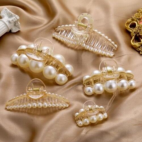 2021 New Hyperbole Big Pearls Acrylic Hair Claw Clips Makeup Hair Styling Barrettes for Women Hair Accessories