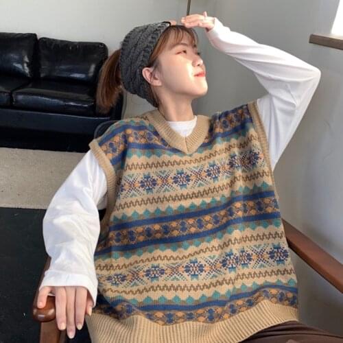 Vintage V-neck Knitted Vest Sweater Women Sleeveless Pullover Elasticity Sweater Loose Female Casual Oversized Knitted Vest 2021