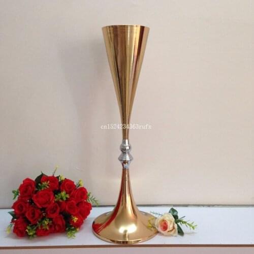 10pcs Wedding Centerpiece Decoration Road Lead Flower Vase Wedding Road Lead Flower Shelf Gold Table Stand 70cm / 27.6"