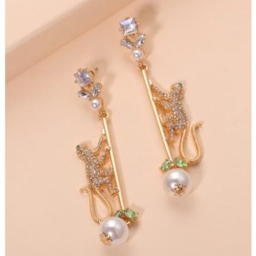 Fashion Metal Gold Plated Monkey Shape Earrings Pearl Long Drop Earrings Women for Women