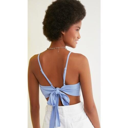 Trendyol Back Lacing Detailed Crop Knitted Blouse TWOSS21BZ1192