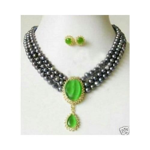 3Rows Freshwater Black Pearl & Green Jade pendant Necklace 17-19"