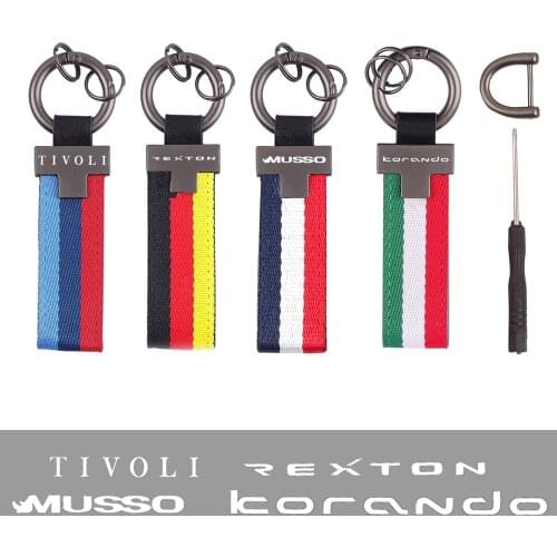 Carabiner Tricolour flag Car leather keychain For Ssangyong Actyon Korando Kyron MussoGrand Rexton Rodius Tivoli XLV Car styling