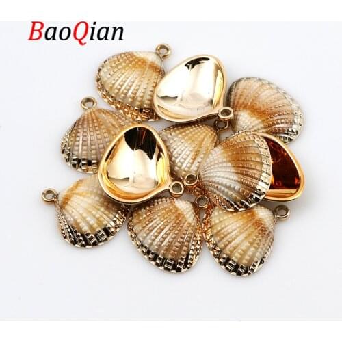 10pcs/lot Fashion Golden Acrylic Shell Pendant For Jewelry Making Charm Necklace Bracelet Accessory Diy 27x26mm
