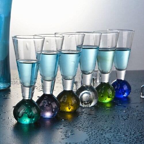 Green Color Glass V Cup Clear Cocktail Wine Cup Whiskey Champagne Glass for Wedding Party for Night Bar Tools
