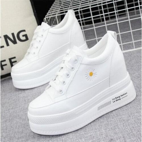Women Shoes 2019 New Autumn Waterproof Wedges Woman Casual Shoes Platform Heels Female Leisure Women embroidery Sneakers