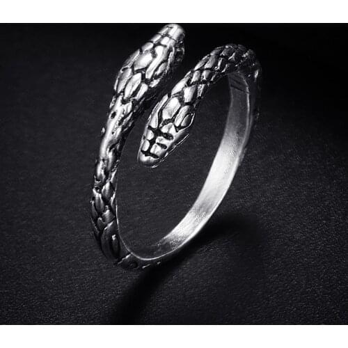 Trendy Vintage Star Shape Antique Silver Plated Punk Hiphop Rock Style Resizable Rings for Women Girl & Man Retro Party Jewelry