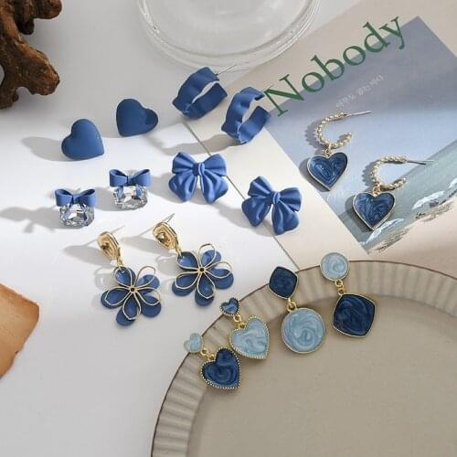 VSnow Vintage Haze Blue Bowknot Love Flower Dangle Earring for Women Korean Irregular Geometrical Contrasted Earrings Pendientes