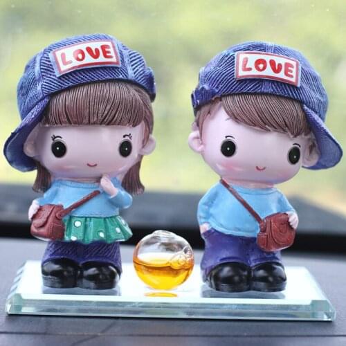 Car perfume seat Cartoon lovers home decoration car interior decoration cute resin table accessories pendant art decoration