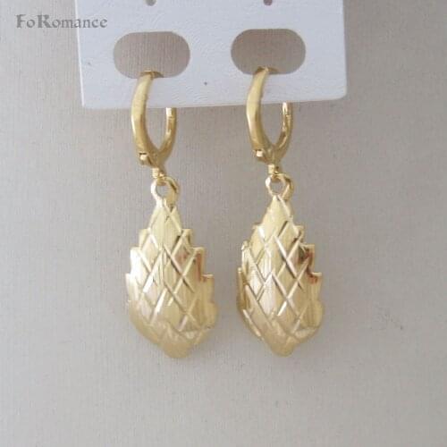 YELLOW GOLD GP FILLED BRASS DANGLE TALL 41 MM 1.61 INCH FOUR DIFFERNT LEAF STYLE DANGLER EARRING