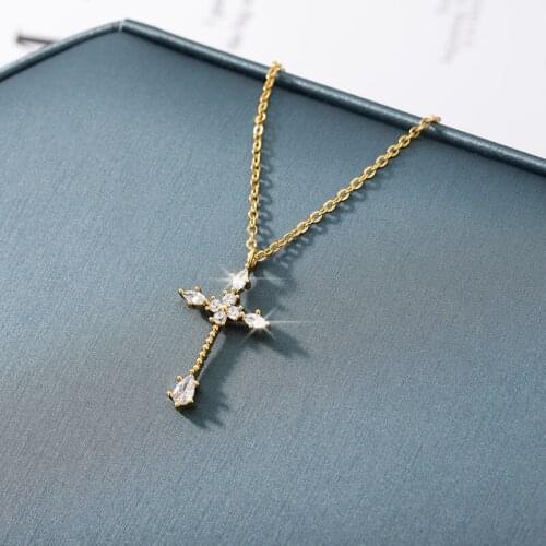 Luxury Cross Zircon Pendant Necklace Women Simple Chain Choker Statement Necklace Dainty Jewelry Clavicle Chain Choker Women