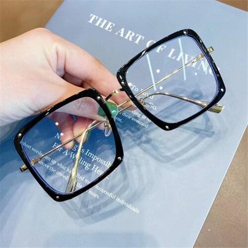 YOOSKE Computer Eyeglasses Women Anti Blue Light Glasses Oversized Myopia Frames Vintage Metal Optical Frame