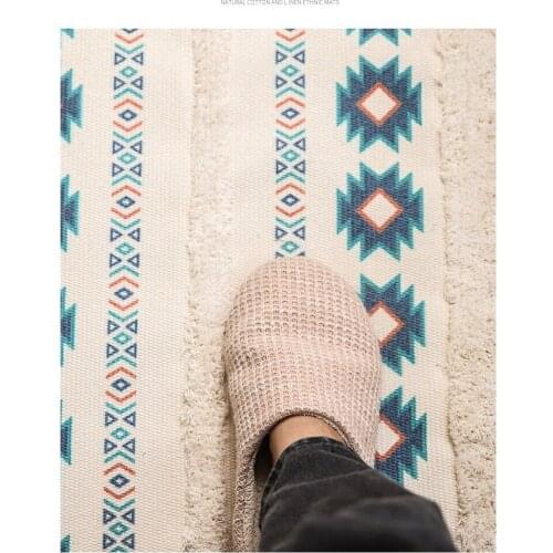Retro Bohemian Carpet Hand Woven Cotton Linen Carpet Rug Bedside Rug Geometric Floor Mat Living Room Bedroom Carpet Home Decor
