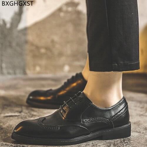 Oxford Shoes Men Brogue Shoe for Men Luxury Designer Brand Men Office Shoes Formal Business Zapatos De Hombre Chaussure De Homme