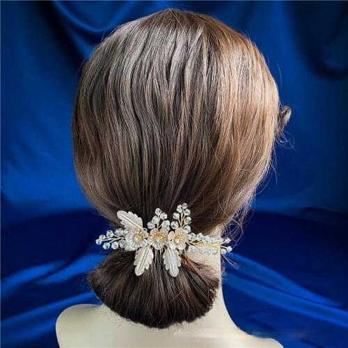 Bridal Alloy Flower Hair Comb Beaded Crystal Headwear Back Head Hair Comb Wedding Dress Accessories