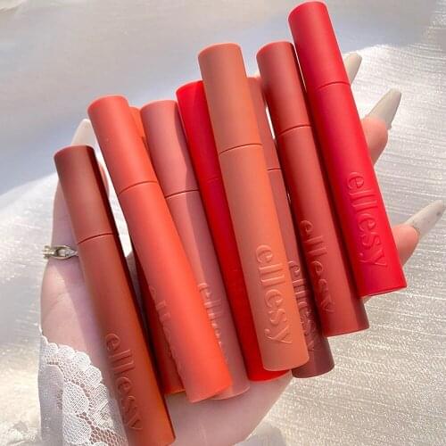 Ellesy Velvet Matte Lip Glaze for Beginners Thin and Delicate Easy To Color Not Easy To Take Off Natural Long-lasting Lip Makeup