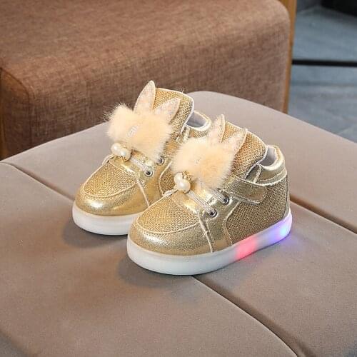 2021 Spring autumn childrens shoes LED Kids lighting girls sparkle pearl shoes Princess bunny fur Luminous sneakers XZ20037