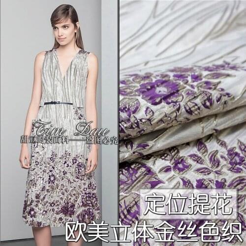 Three-dimensional gold rose jacquard fabric 135 cm elegant clothing dress jacquard fabric wholesale jacquard cloth