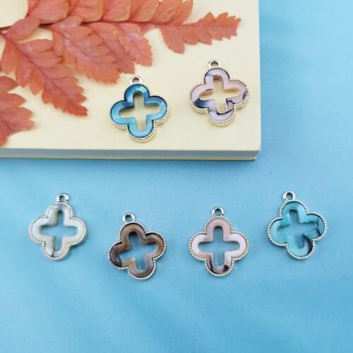 10pcs Acrylic Flowers Metal Earrings Charms Finding Four Leaf Clover Charms Pendant Fit DIY Bracelet Jewelry Accessories 18*21MM