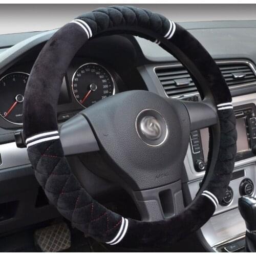 2016 new winter short plush steering wheel cover embroidery 3D stereo anti-skid warm super soft winter car handle