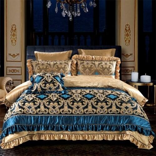 Luxurious bedding set, satin duvet cover, six-piece set of noble bedding, comfortable, soft and simple atmosphere