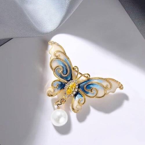 Morkopela Butterfly Brooch Pearl Pendant Rhinestones Brushed Gold Cute Animal Insect Clips Women Girls Wedding Pins Jewelry