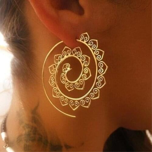 Hot Hyperbole Fashion Big Circle Round Spiral Earrings Gold Color Cute Love Heart Whirlpool Gear Drop Earrings for Women