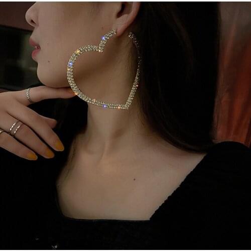 Oversized Love Earrings for Women Korean Fashion Trend Temperament Simple Earrings Personality Net Red Earrings Jewelry