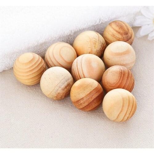 5pcs/bag Wardrobe Pest Control Wooden Mothballs Moth Repellent Prevent Mildew Moistureproof Deworming camphor wood ball