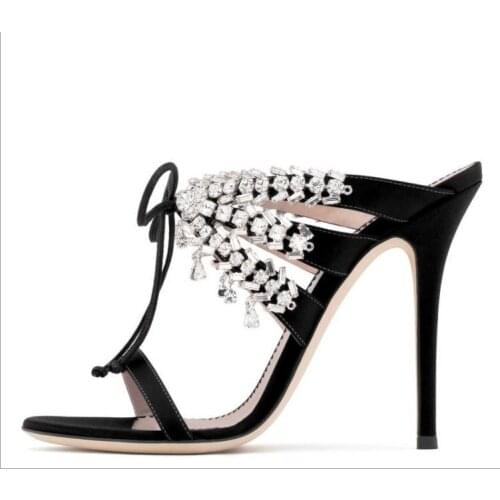 SHOOEGLE Pumps