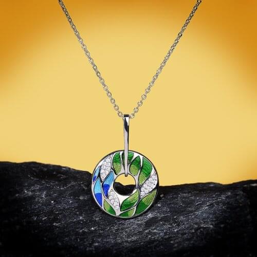 Bohemia Silver Necklace for Women Handmade Enamel Circle Leaf Pendant Necklaces Choker Short Chain Trendy Jewelry Gift