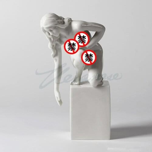 Modern Nude Female Sculpture Abstract Fiery Girl Figurine Body Art Statue Light Glaze Ceramic Craft Home Decoration R1797