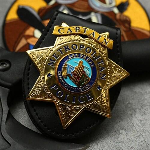 Movie Prop Captain Metropolitan Lasvegas Clark County Nevada Copper Badge Pin With Leather Holder Replica