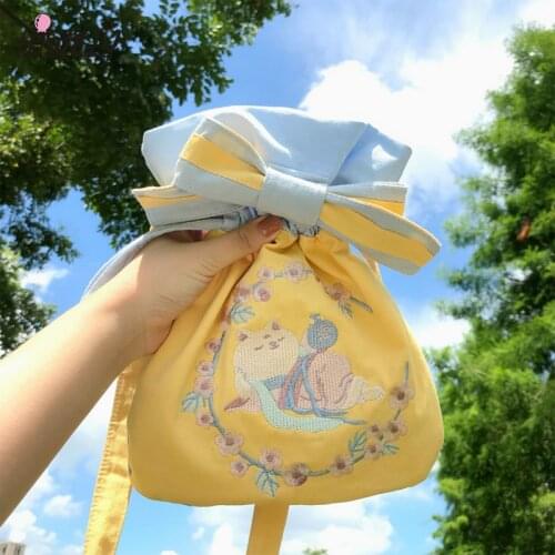 HISUELY 2021 Retro Hanfu Shoulder bag Designer Lazy kitten with exquisite embroidery womens message bag Crossbody Bags Hot Sale