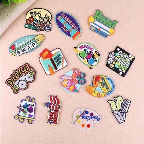 Maxsin 1Pcs High Quality Embroidery Cartoon Patch Cute Color Sticker Clothes Accessories DIY Decal Decorative