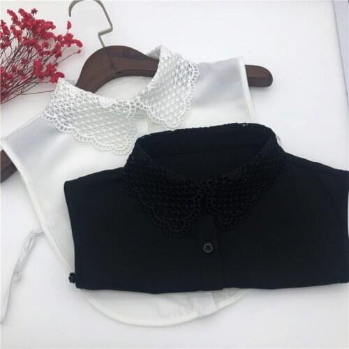 Women Hollow Shirt Fake Collar Blouse Tops Vintage Detachable Shirt Collar Female False Collar Lapel Handmade Clothes Accessory